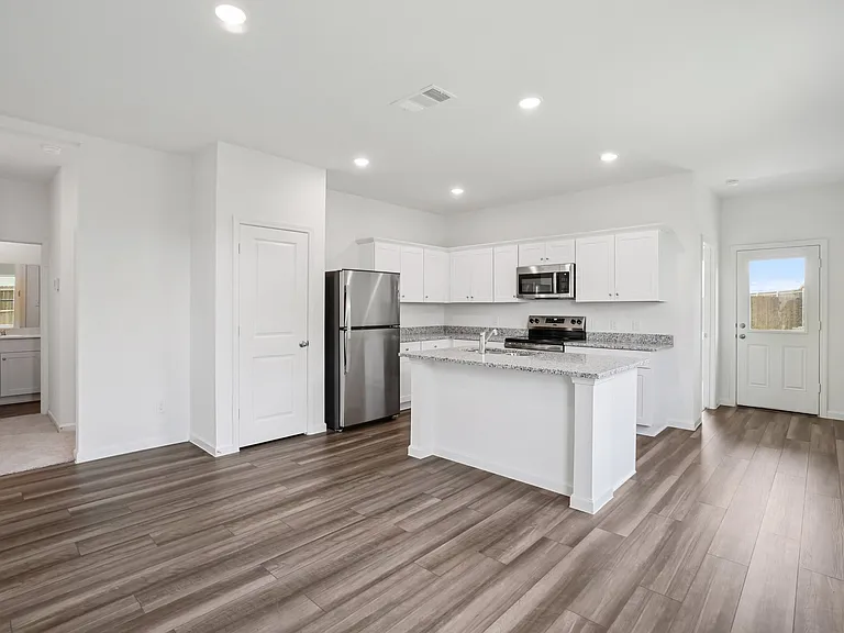 2207 Pioneer Meadow Dr #2207 — Photo 6