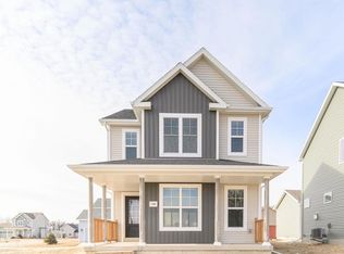 1168 Hickory Hills Dr, Sun Prairie, WI 53590