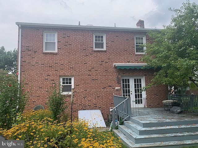 2nd image of 404 Goodley Rd