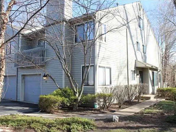 16 Spruce Run #16, Ramsey, NJ 07446