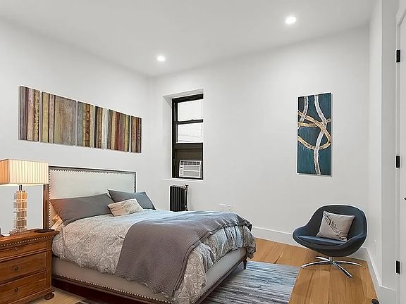 4th image of 144 E 24th St APT 6B