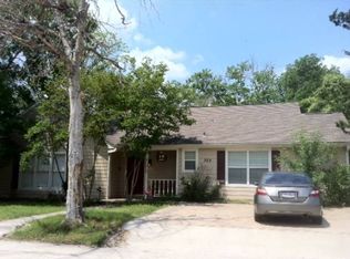 305 Park Pl, College Station, TX 77840