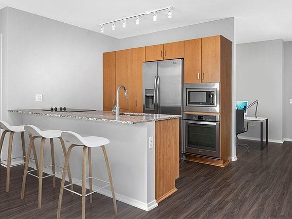5th image of 444 N Michigan Ave #2402