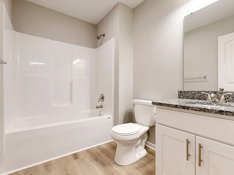 611 Pampas St — Photo 12