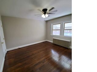 9 S Ellamont St, Baltimore, MD 21229