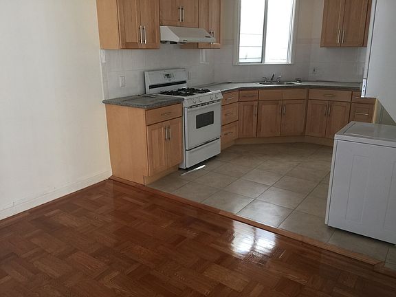 5th image of 199 Monterey Blvd