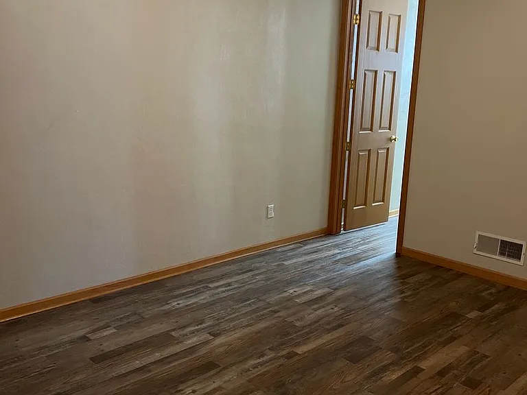 10226 Monarch Rd #2 — Photo 7