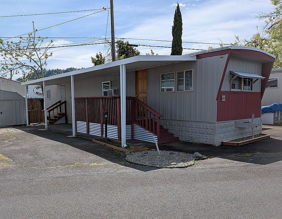 1st image of 157 12th St Space 40