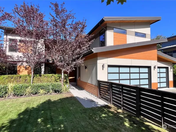 21982 SE 31st Court, Sammamish, WA 98075