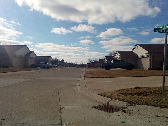 5th image of 13841 Maple Grove Ave #67