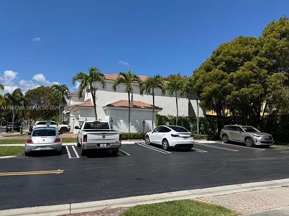 2nd image of 7131 NW 114th Ct
