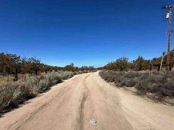 4th image of 50950 Tule Peak Rd