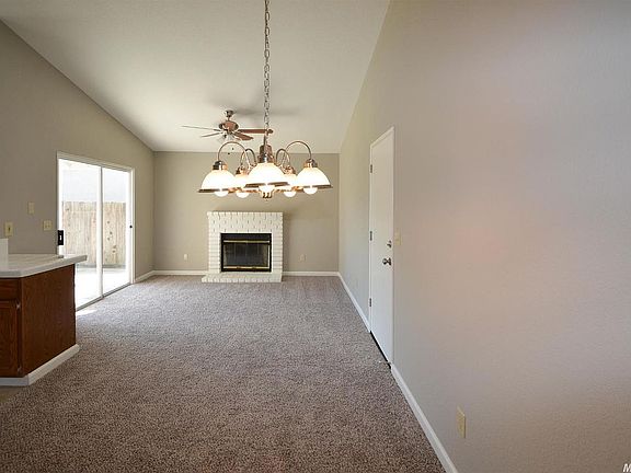4th image of 8262 Almondwood Ln