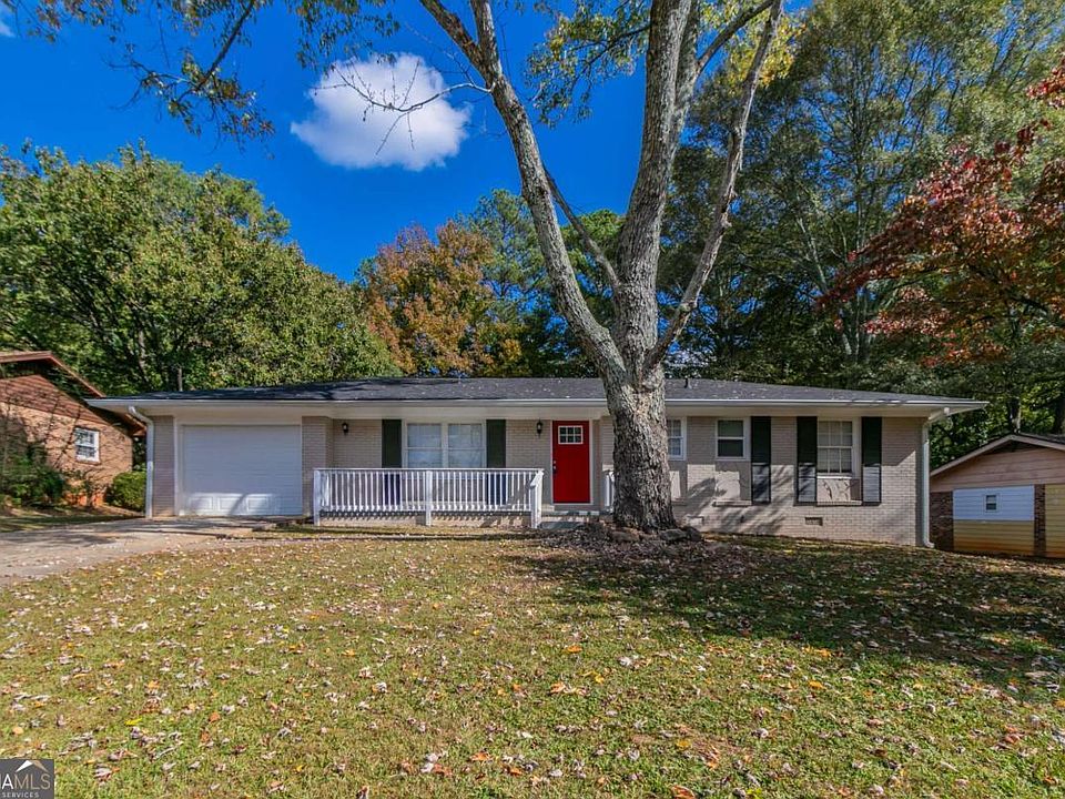 1st image of 929 Pine Roc Dr