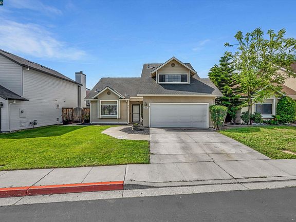 3rd image of 400 Grovewood Loop