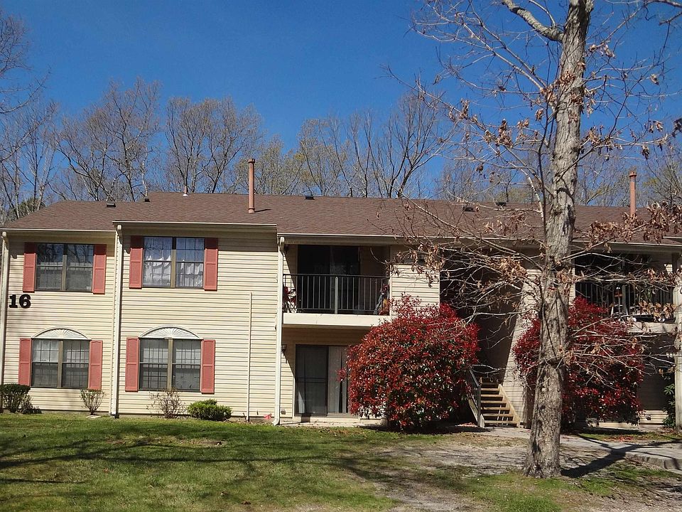 1st image of 76 Liberty Ct #1606