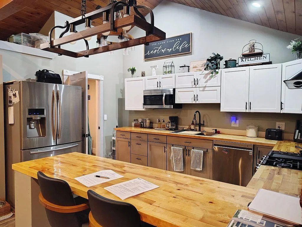 1 bed, 1.0 bath, 720 sqft, $1,800 — Photo 4