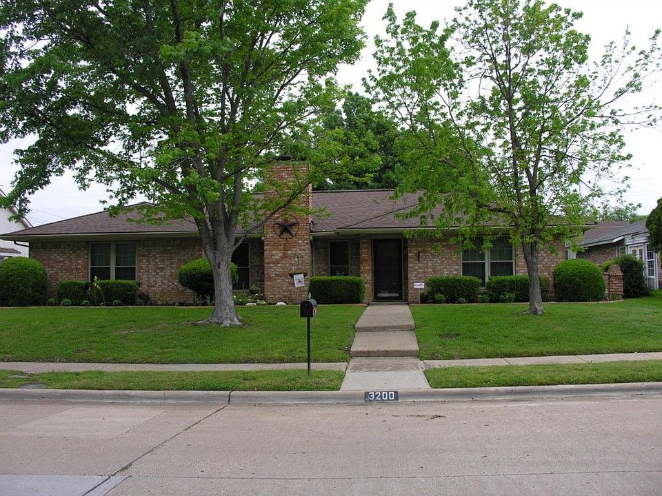 1st image of 3200 Canyon Valley Trl