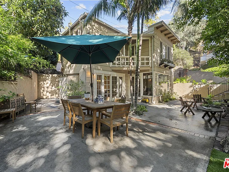 2377 N Beverly Glen Blvd — Photo 3