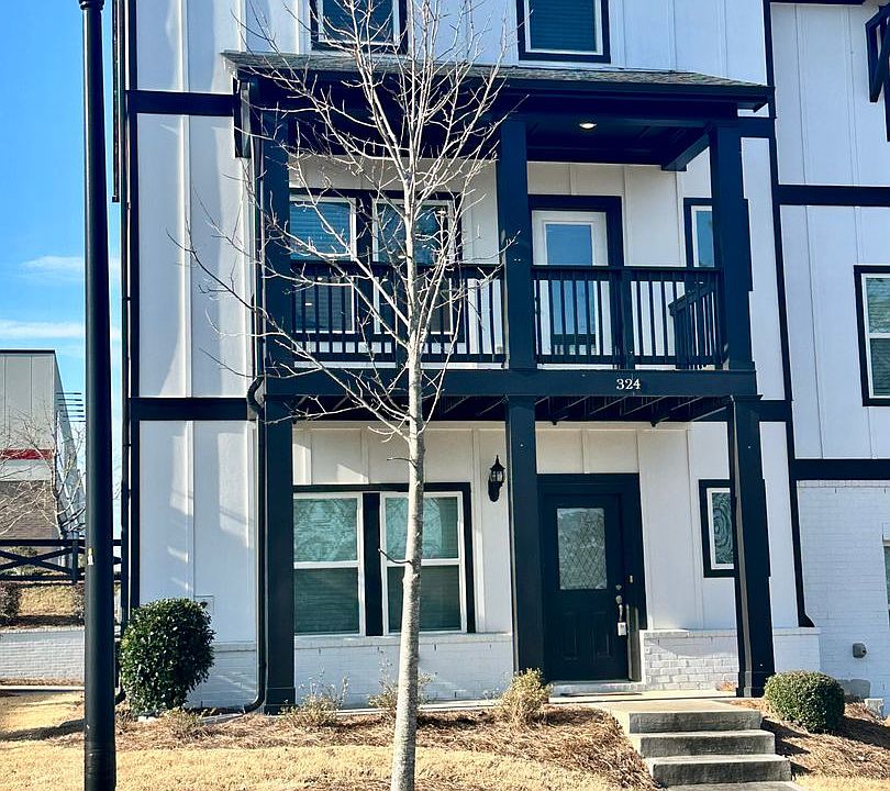 1st image of 324 Lincoln St