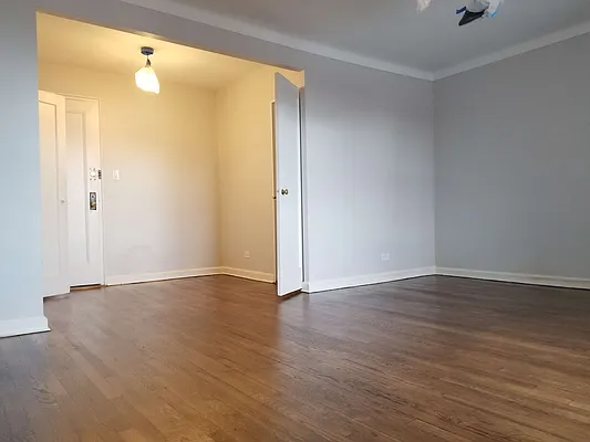 Rented by NYC Realty Brokers LLC | media 2