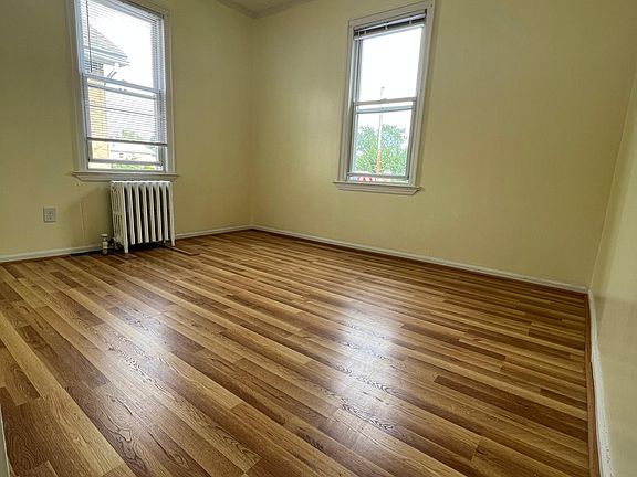 5th image of 9 Evelyn Pl #3