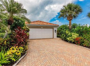 5060 Ventura Ct, Naples, FL 34109