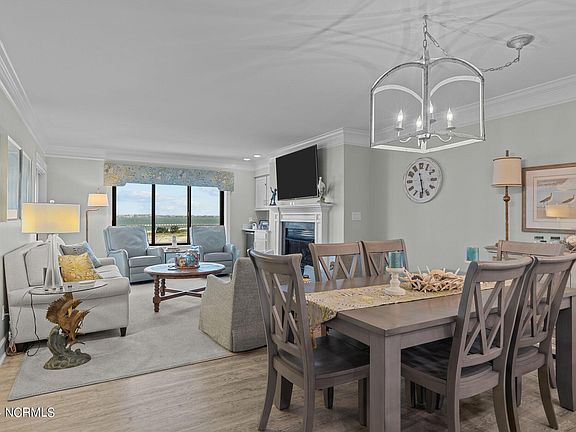 4th image of 311 Arendell Street #202