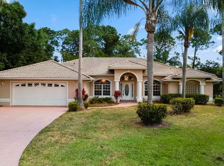 1698 SW Mockingbird Drive, Port Saint Lucie, FL 34986