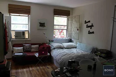 Rented by Bond New York