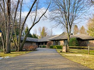 72 Locust Rd, Winnetka, IL 60093