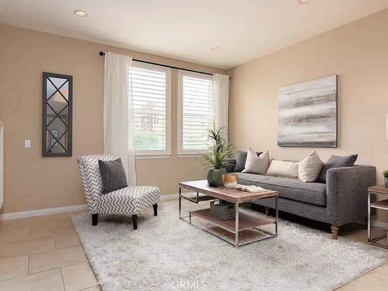 39 Brownstone Way — Photo 4