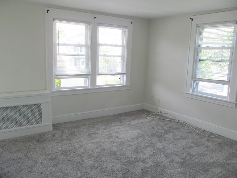 146 E Cliff St #1 — Photo 5