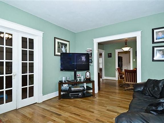3rd image of 7755 Dale Ave