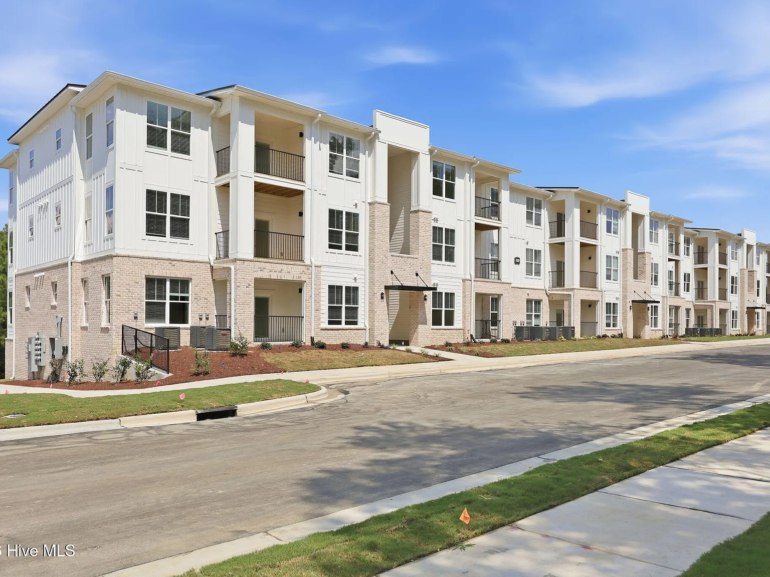 2 bed, 2.0 bath, $1,480 — Photo 3