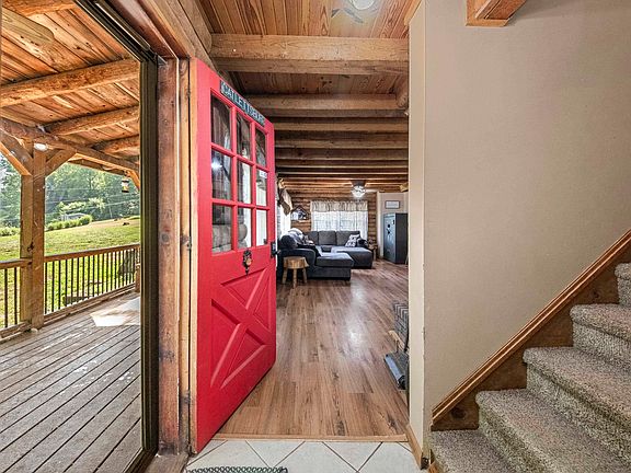 3rd image of 5749 June Dr