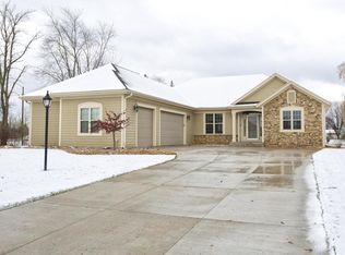 W185S9087 Cardinal Dr, Muskego, WI 53150