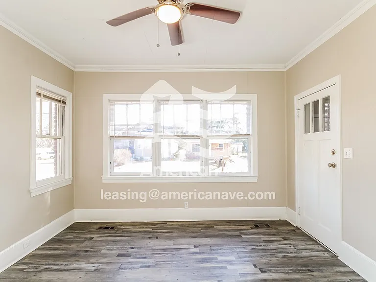9228_007_wm_-_dining_room_13589527.jpg