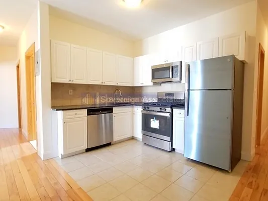 Rented by Sovereign Associates | media 4
