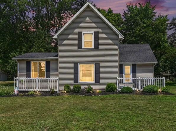 59510 County Road 378, Bangor, MI 49013