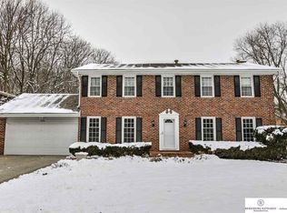 904 Kohl Rd, Bellevue, NE 68005