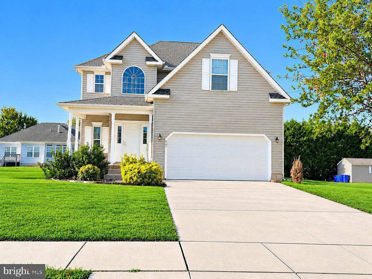 2 Story — Photo 2