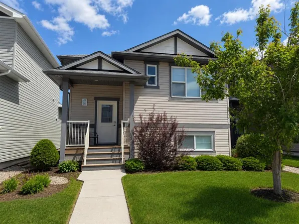 241 W Agnes Short Pl N, Lethbridge, AB T1H 7G4