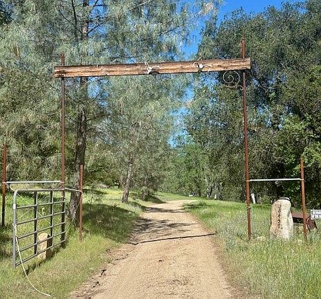 4th image of 0 Avenue Ranch Rd Lot 4