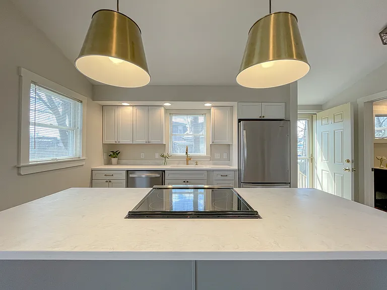300 Preble St #R — Photo 8