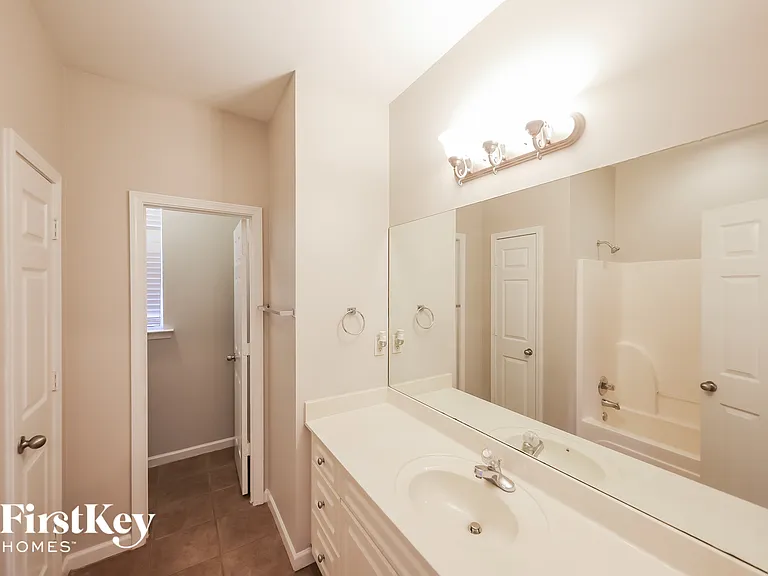 2132 Spaulding Pl — Photo 10