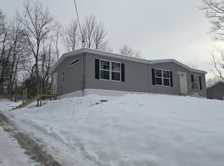 142 Old Chadbourne Rd, Lewiston, ME 04240