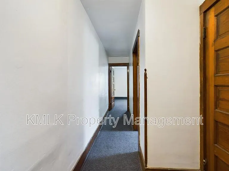 693 Kling St — Photo 18