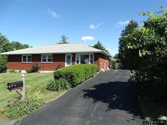 2nd image of 34A Quarry Dr