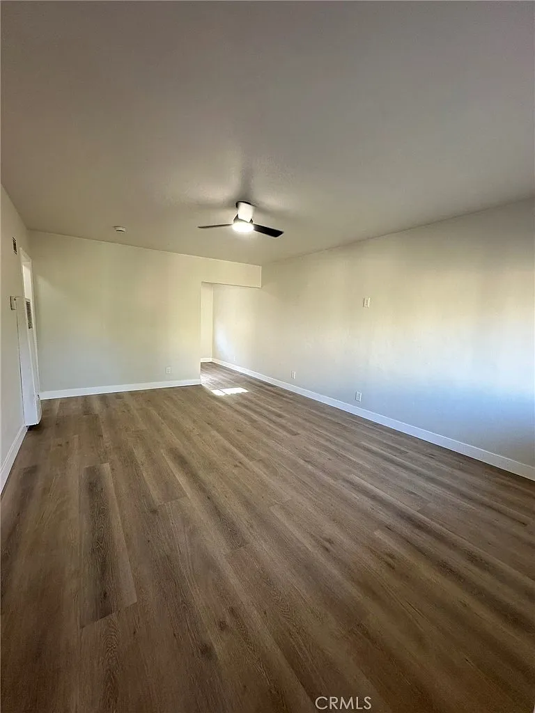1 bed, 800 sqft, $1,800 — Photo 2